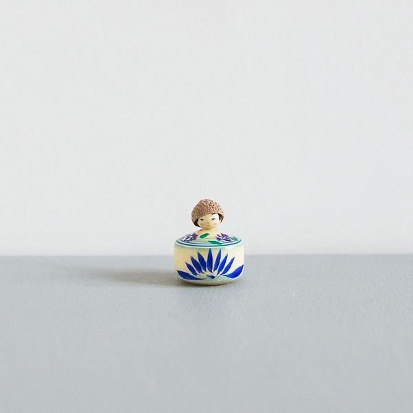 どんぐりこけし　花　Model・AG-J　身長2.5cm