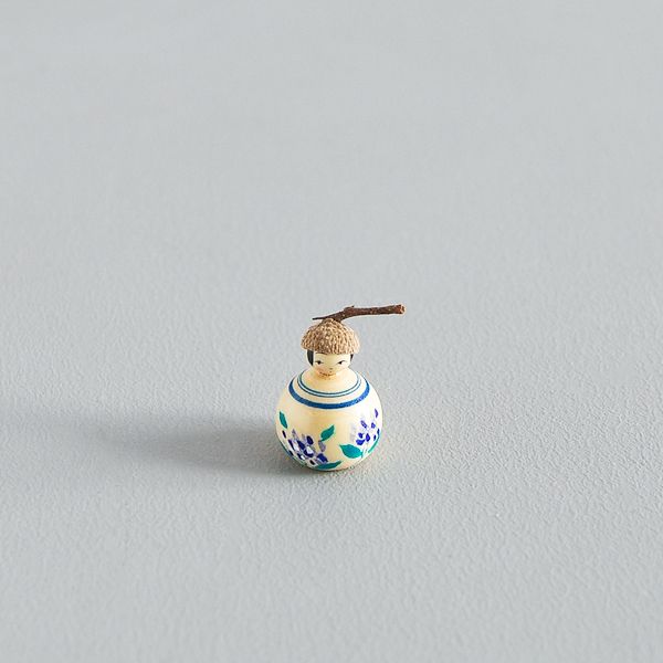 どんぐりこけし　あじさい　Model・AJ-H　身長2.5cm