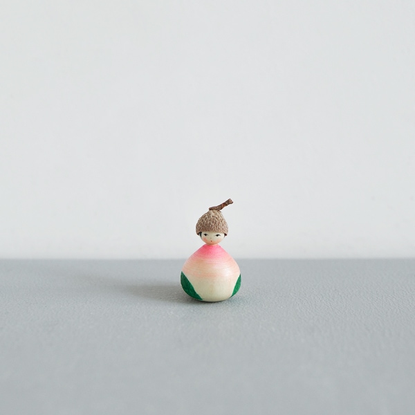 どんぐりこけし　桃　No.MG　身長2ｃｍ