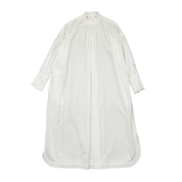 the last flower of the afternoon　単調な空間　Hand smocking dress  White　送料無料