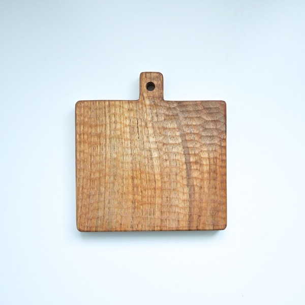 小沢賢一　カッティングボードミニ四角彫あり　Model：KBM29E　11.5×13（ｃｍ）