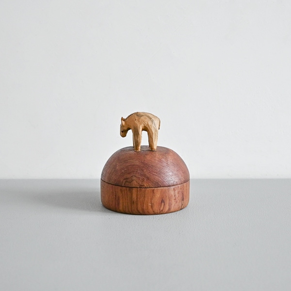 安彦年朗｜蓋物（ウマ）　φ7.5cm × H8cm