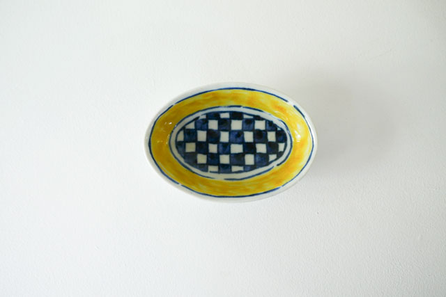 中尾万作　黄巻格子文楕円小鉢
