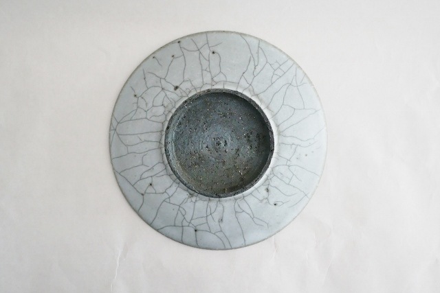 高田志保 炭入り5寸皿φ15..5cm