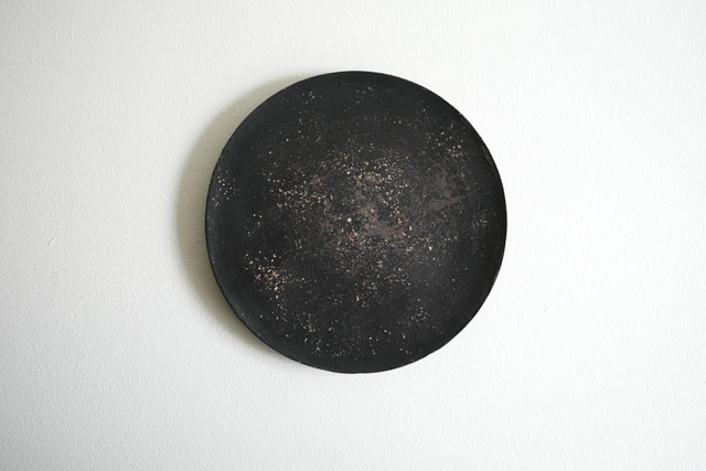 大澤哲哉 Flat plate S 黒 Φ19cm
