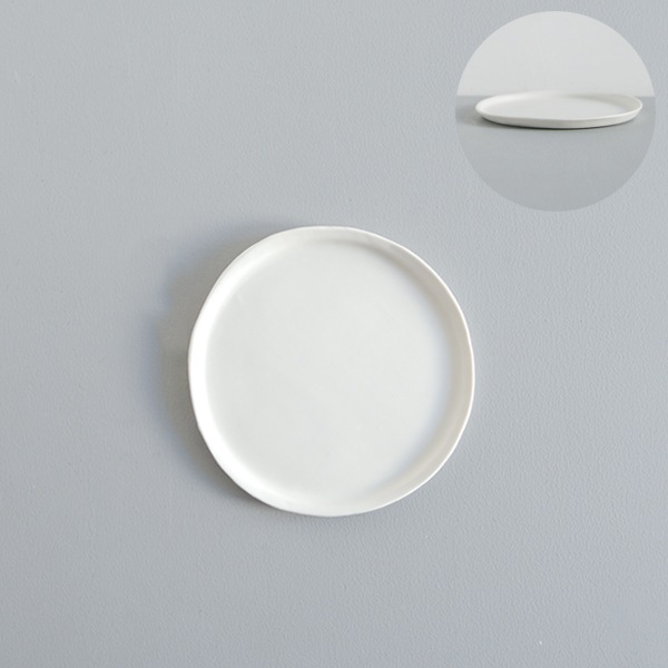馬場勝文　白磁マットリム細4.5寸皿　Φ13.5ｃｍ