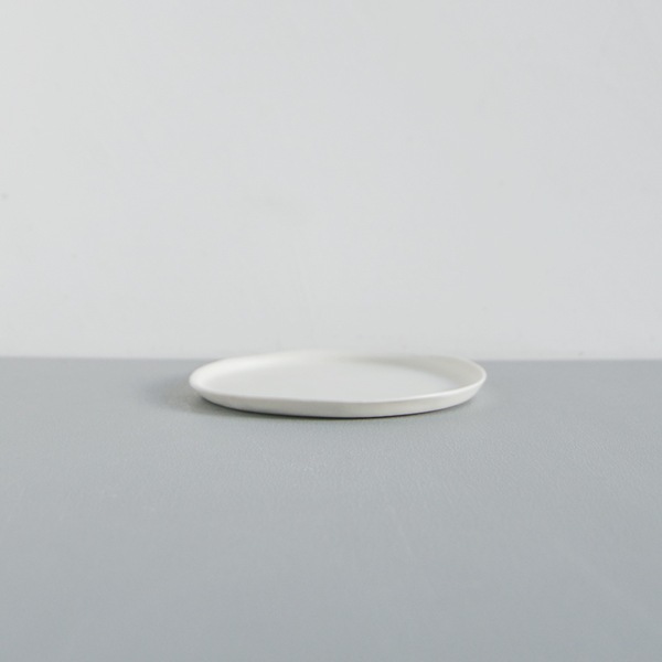 馬場勝文　白磁マットリム細4.5寸皿　Φ13.5ｃｍ