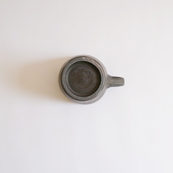 馬場勝文　黒釉マグ　高