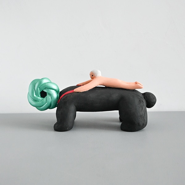 安彦年朗｜身を預ける　約 W24cm × D9cm × H11cm