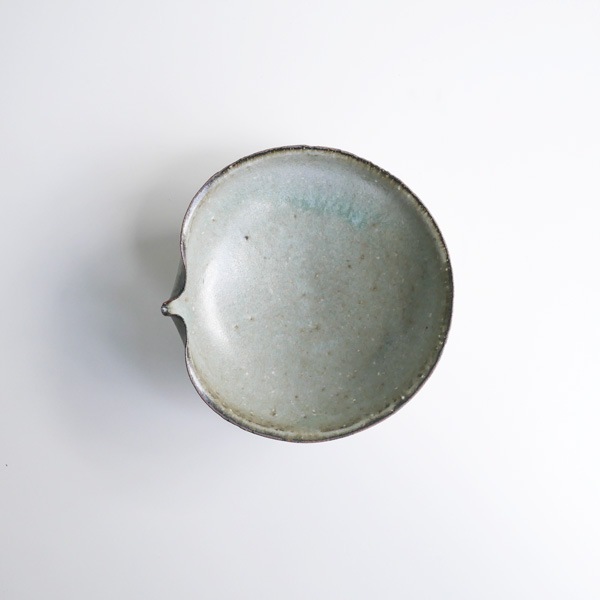 髙田志保　灰釉片口小鉢　Φ11.5ｃｍ