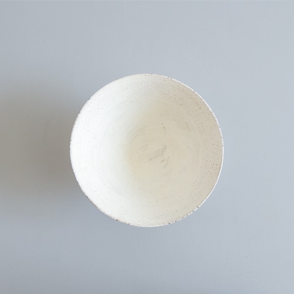 二階堂明弘　焼きしめ　三角鉢　白 二階堂 明弘 _ 焼締め 三角鉢（白） - NODE