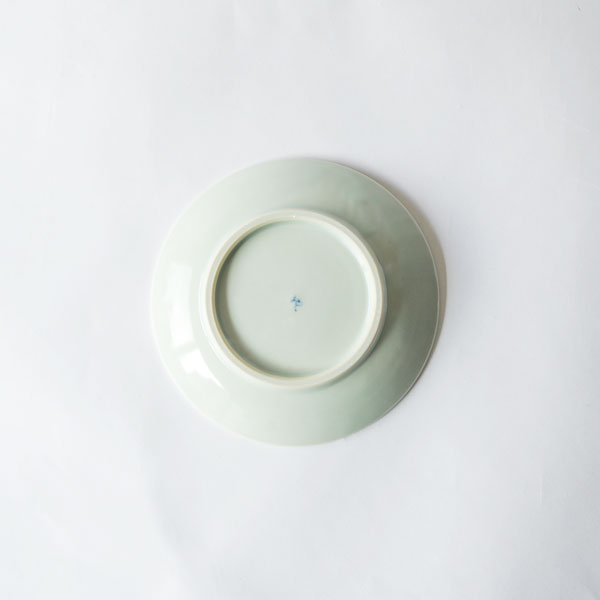 稲村真耶　呉須染印刻牡丹唐草5.5寸皿　Φ16ｃｍ