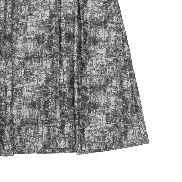 the last flower of the afternoon　藍⾊の靄 Key neck A line dress  Black　送料無料