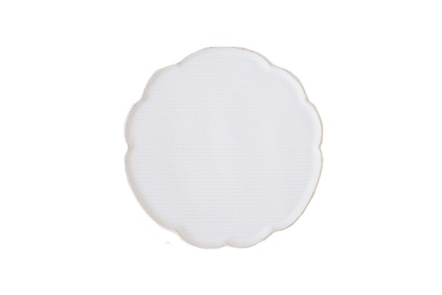 黒木泰等 白釉鎬輪花丸皿φ16cm