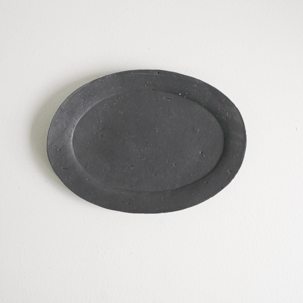日高伸治　炭化オーバルS　16×22.5cm