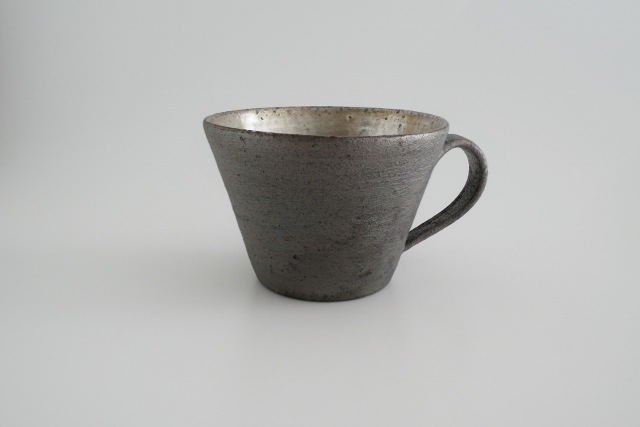 谷井直人 黒×シルバー マグカップ