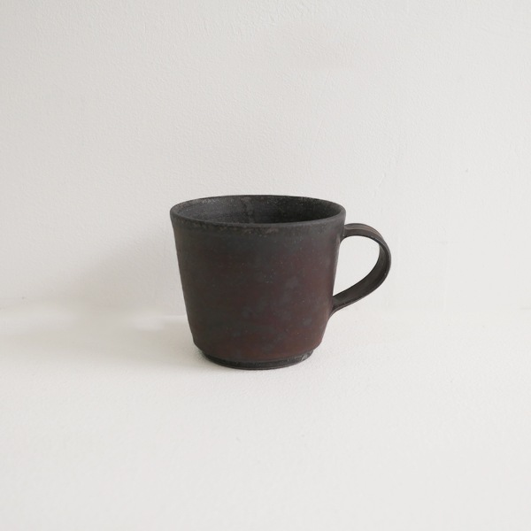 日高伸治　炭化泥灰コーヒーカップ　