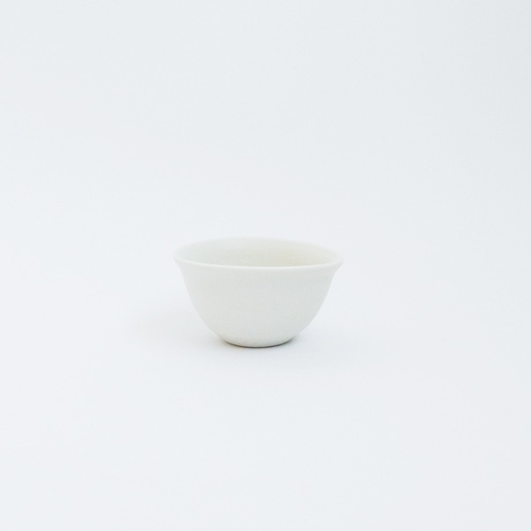 馬場勝文　白磁マット小湯呑（内高台）　H5cm