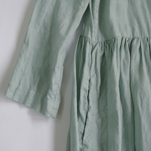 HALLELUJAH　ハレルヤ　アーミッシュローブ　　Ice Blue  送料無料