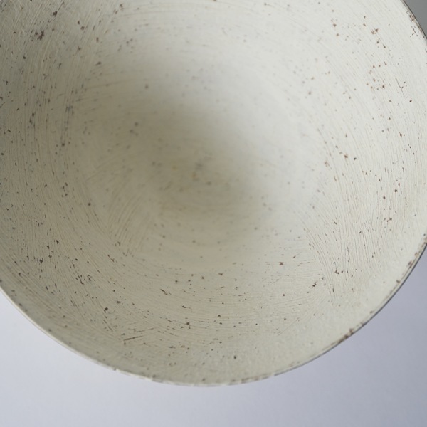 二階堂明弘　やきしめ小鉢　白　Φ15.5ｃｍ　Ｈ6ｃｍ