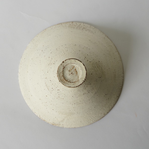 二階堂明弘　やきしめ小鉢　白　Φ15.5ｃｍ　Ｈ6ｃｍ