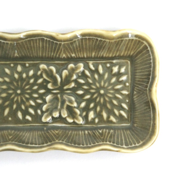 斉藤幸代　豆皿　ベベラ菊　濃い緑　5.5×8.5cm