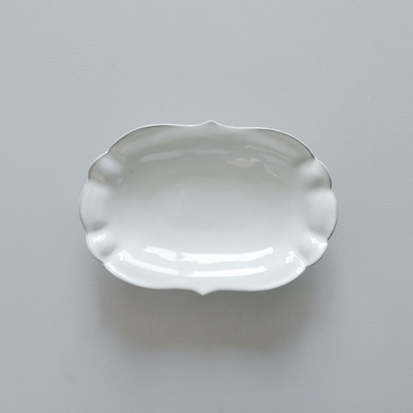 上國料正記　ひし形中皿　13.5×21.5cm