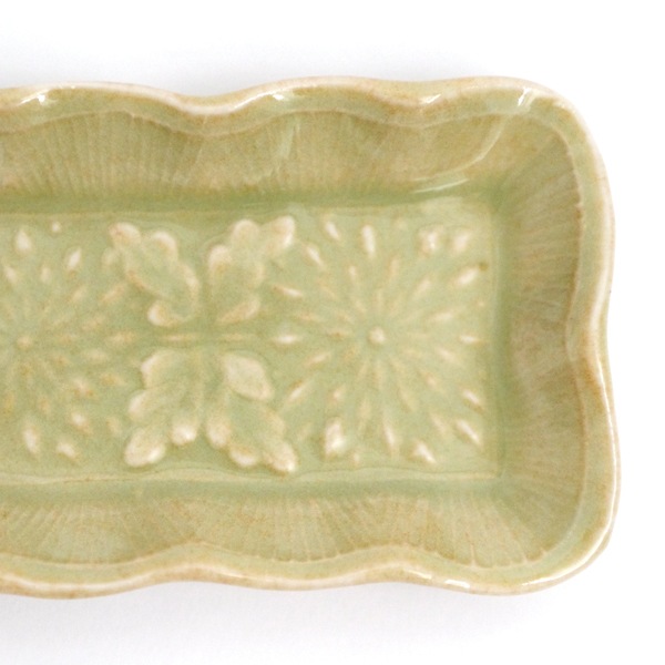 斉藤幸代　豆皿　ベベラ菊　緑釉　5.5×8.5cm