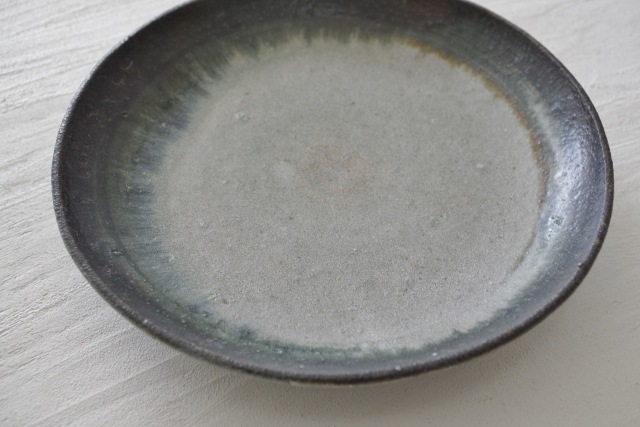 及川静香　呉須7寸皿