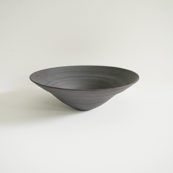二階堂明弘 錆器リム鉢 Φ22cm H7cm
