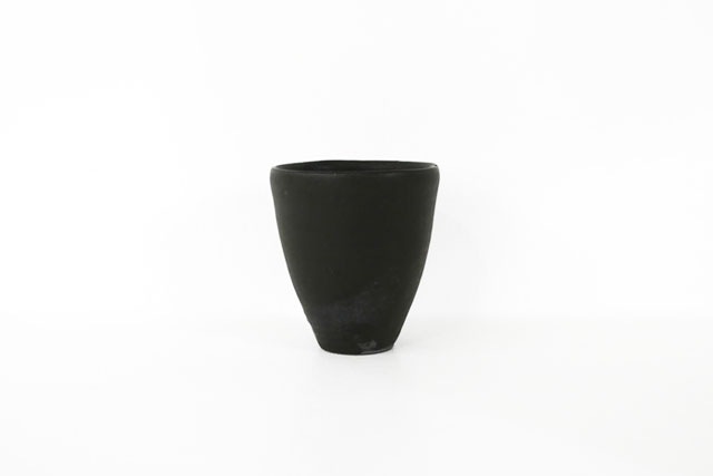 馬場勝文　黒釉細カップ　H7.5cm