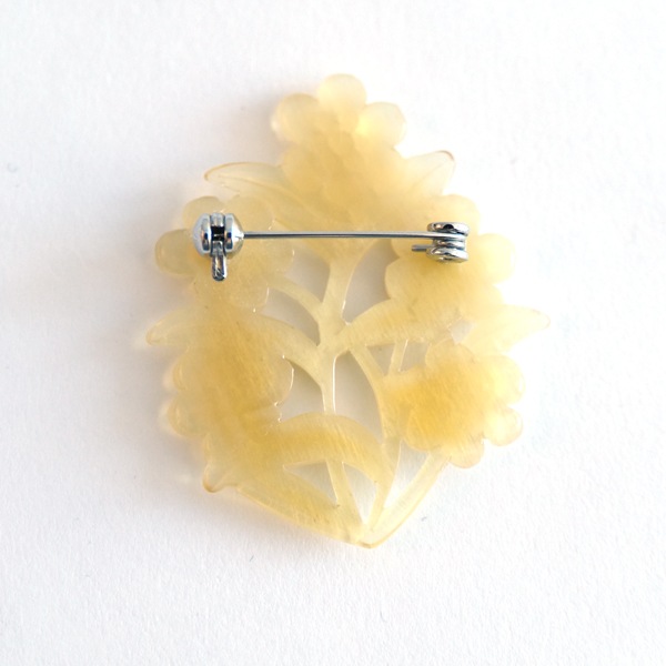 BISOU　五つ花 　ブローチ