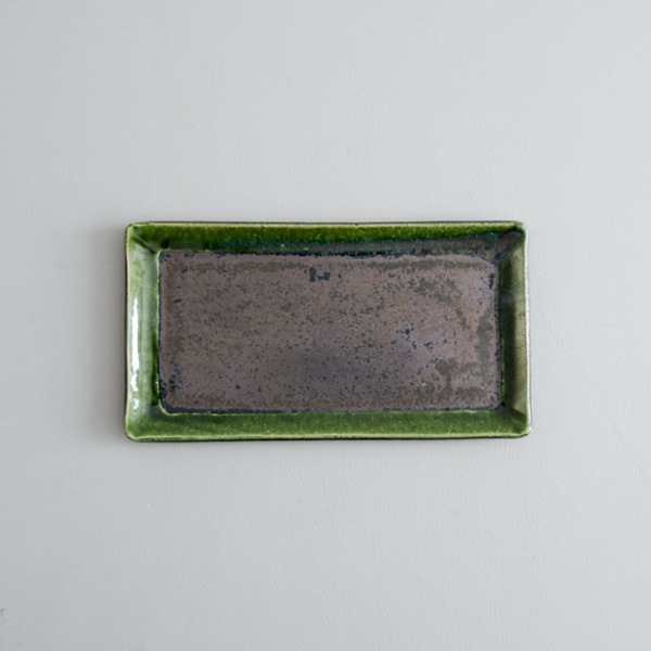黒木泰等　織部長方皿　12×22cm