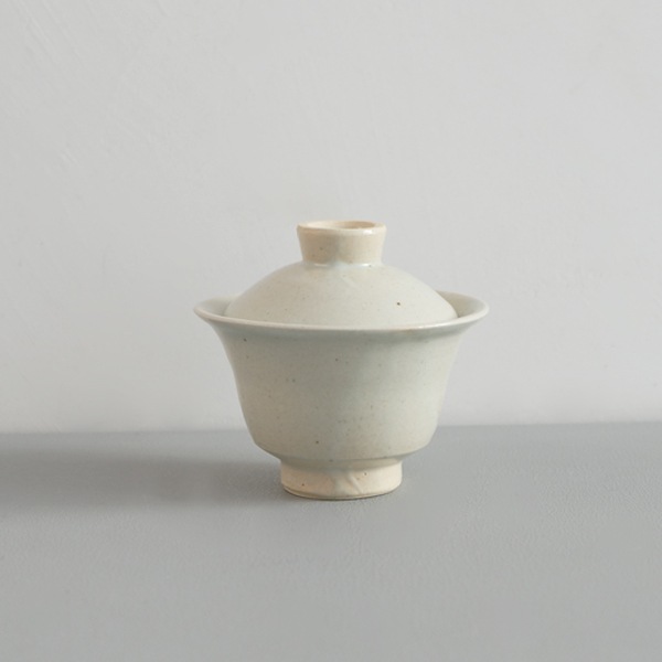 仏頭　木　堅木　柔和　美　高18cm　570g　T108 仏頭 木 堅木 柔和 美 高18cm 570g T108