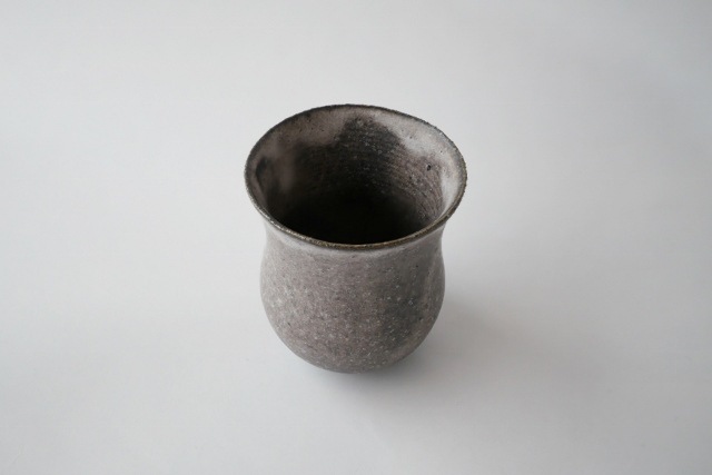 _田志保　チタン釉小汲み出し/H6.5cm