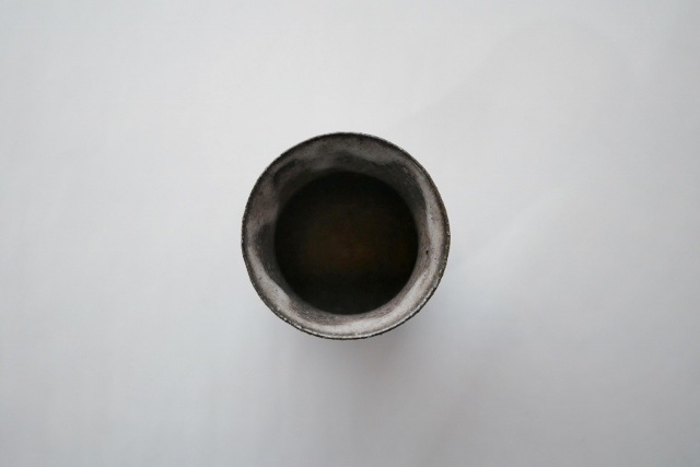 _田志保　チタン釉小汲み出し/H6.5cm