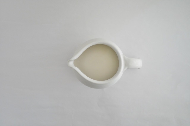 馬場勝文　白磁マットピッチャー