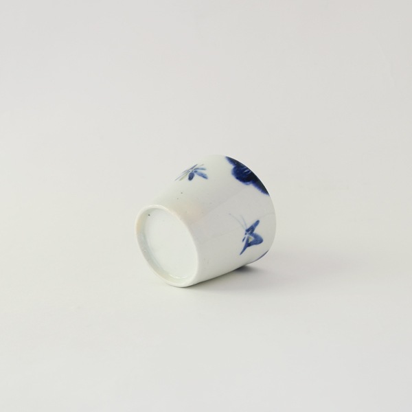 日高直子　そば猪口 花と蝶　model　C　Φ8ｃｍ