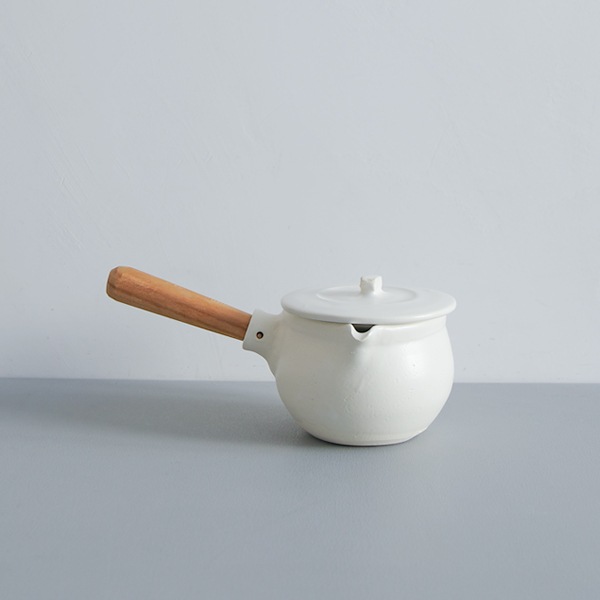 馬場勝文 耐熱ミルクパン蓋付き（白） 左利き用