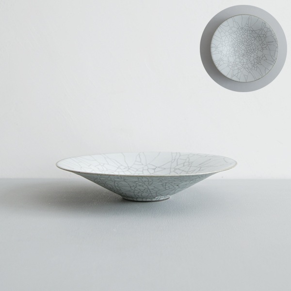 髙田志保　炭入り８寸浅鉢　Φ24.5cm　H5cm