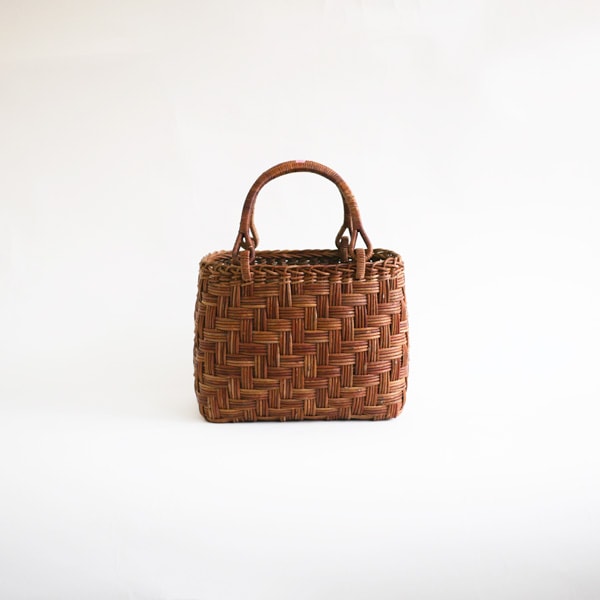 あけび手提げかご　駒型