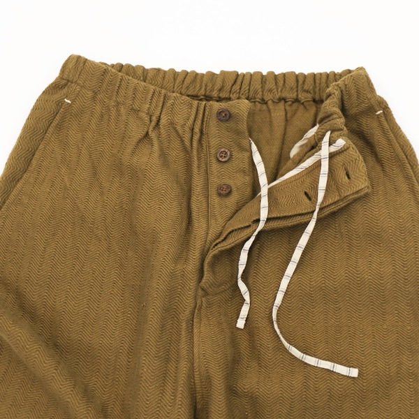 GUPTIHA　 TEORI Cotton Herringbone  Easy Taper　Khaki Brown　送料無料