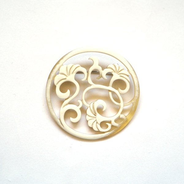 BISOU　無限の森　ブローチ