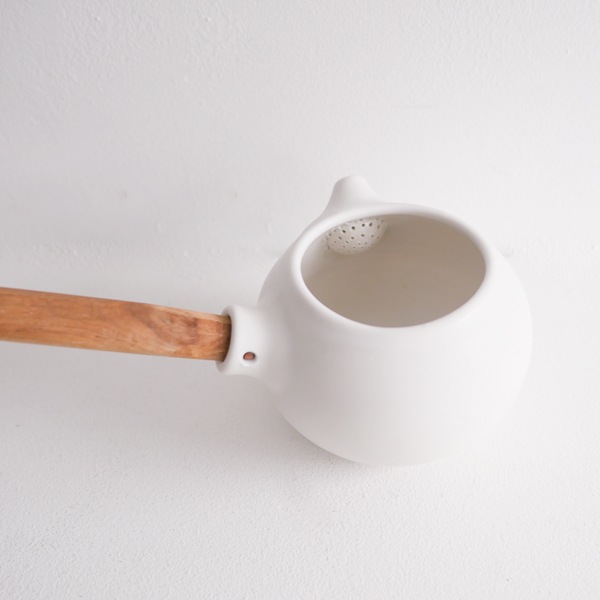 馬場勝文　白磁マット急須（丸）