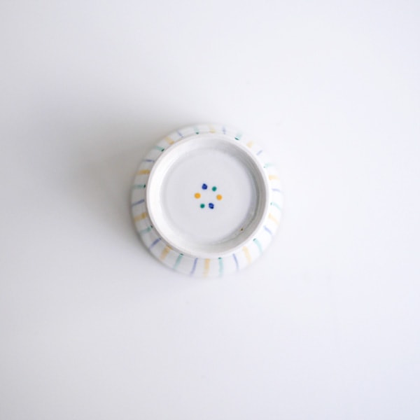 須藤拓也　色絵染付猪口　H6.5ｃｍ