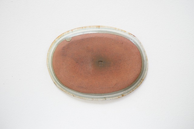 市野吉記　いろ安南　楕円皿　中　絵付（花）　14×19.5ｃｍ　