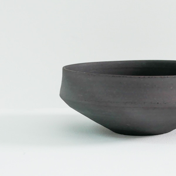 二階堂明弘 錆器ドラ鉢 Φ17cm （おまかせ）