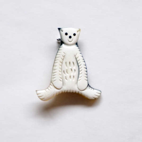 BISOU　くまのトッポ　ブローチ