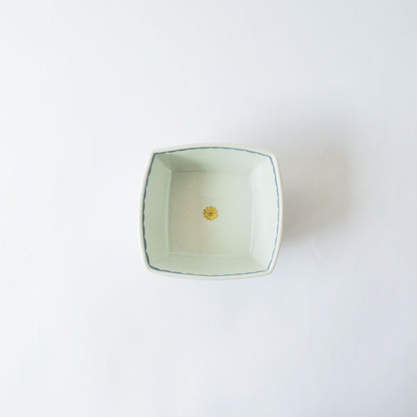 大井寛史・萌子　色絵　青更紗角鉢　9.5cm×9.5cm　H5.5cm