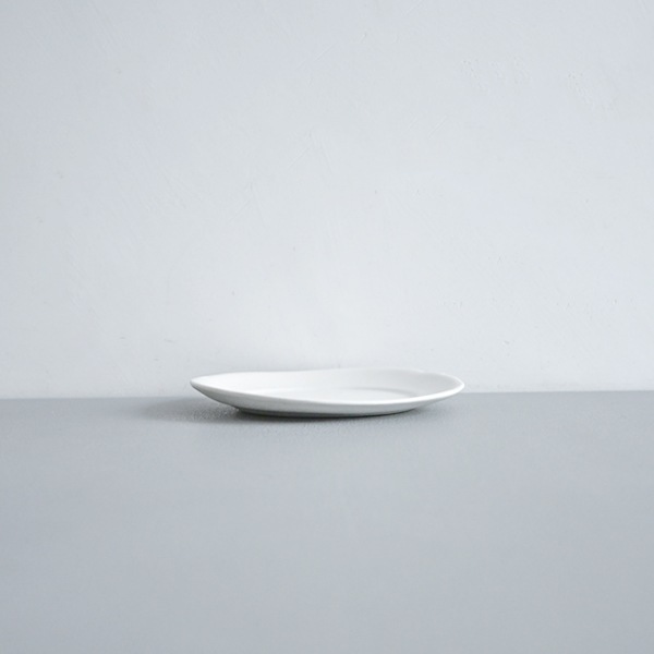 馬場勝文　白磁マットリム4.5寸皿